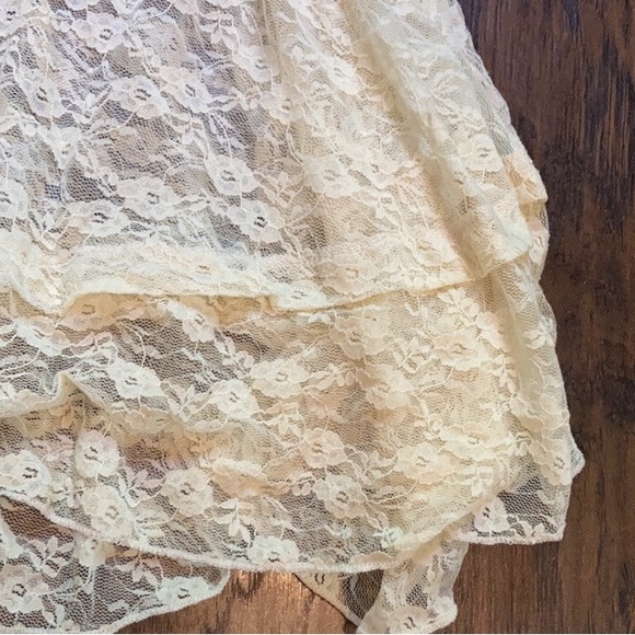 Free People| ‘Myrna’ Sheer Lace Tunic - Picture 9 of 11